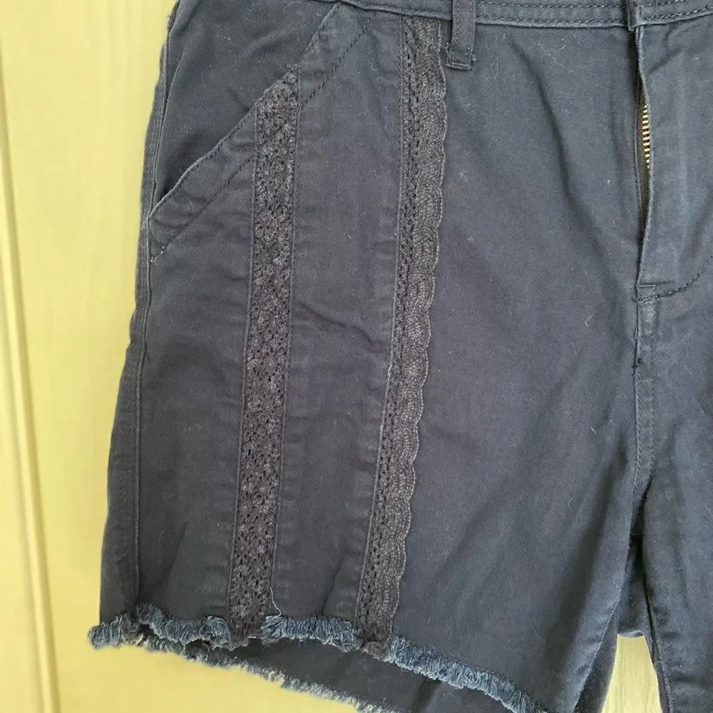 Baccini Shorts - Picture 3 of 8